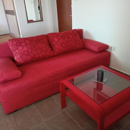 Cozy Apartment In The City Center Póla Kültér fotó